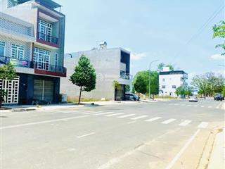 Nắm chủ 1 lô ngộp 125m2 trong tđc lộc an  bình sơn. dân cư đông. đã ra sổ  bán nhanh tl thêm