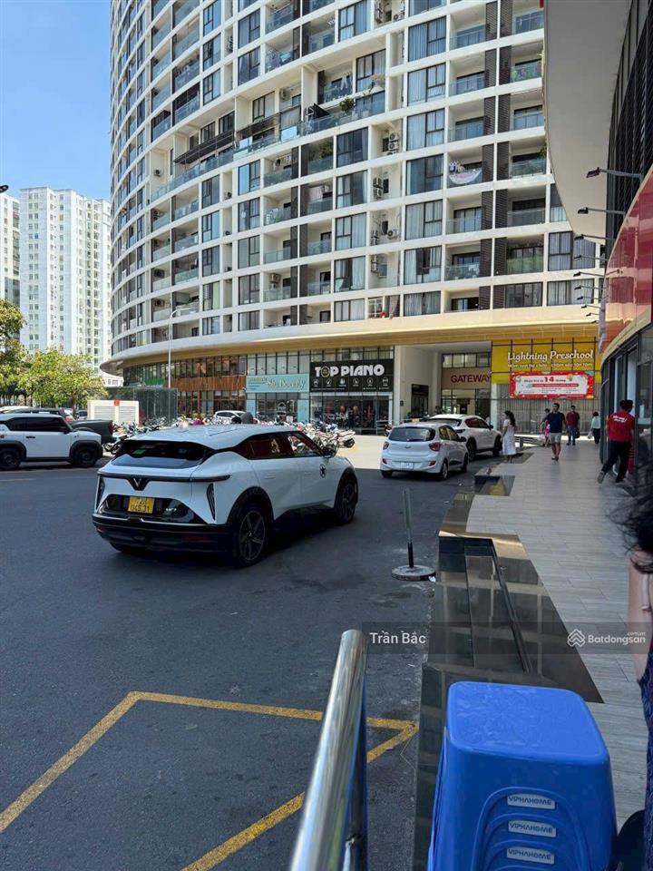 Bán căn shophouse gateway vũng tàu 1 trệt 1 lầu, 130.8m2, vị trí đẹp, giá bán 8 tỷ  0908 209 ***