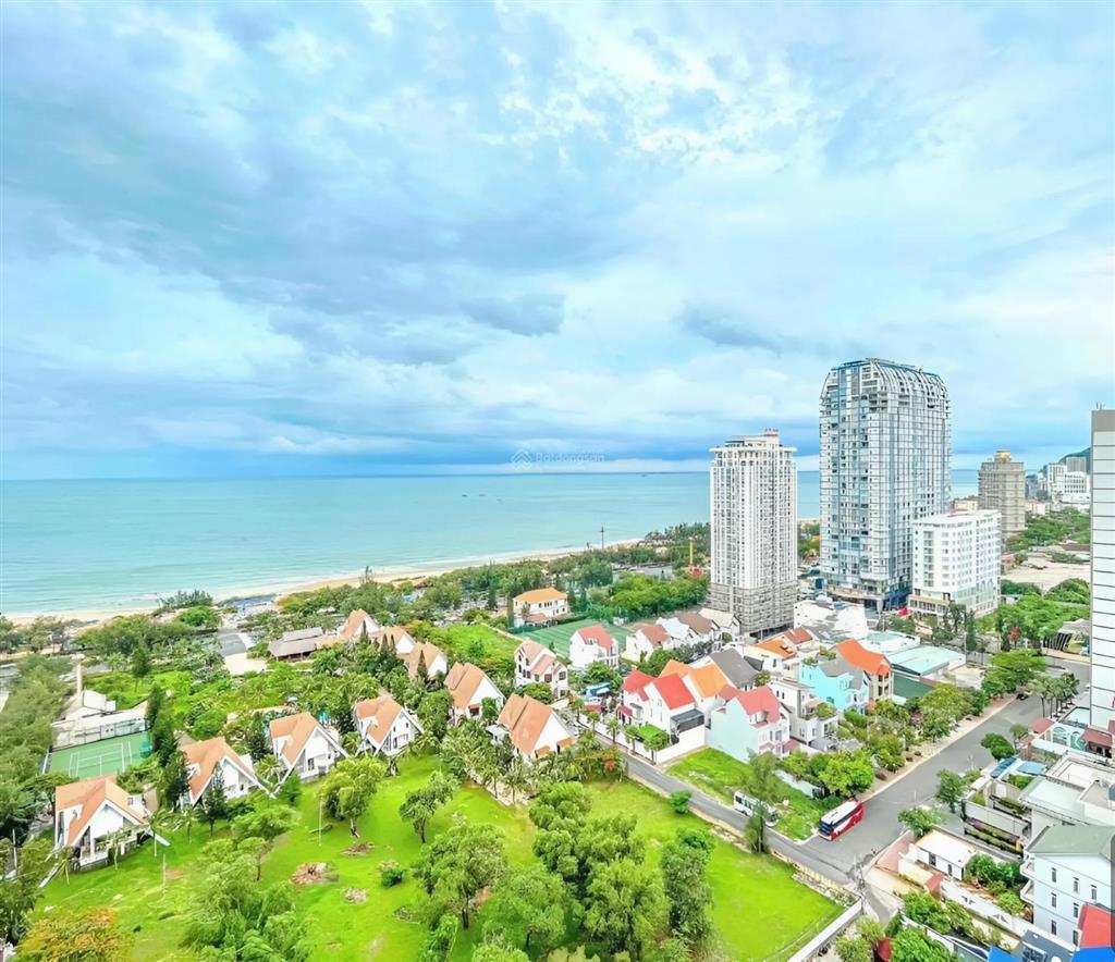 Chính chủ bán căn hộ vung tau pearl 3pn  view biển và tháp tam thắng, tầng đẹp. chỉ 4 tỷ