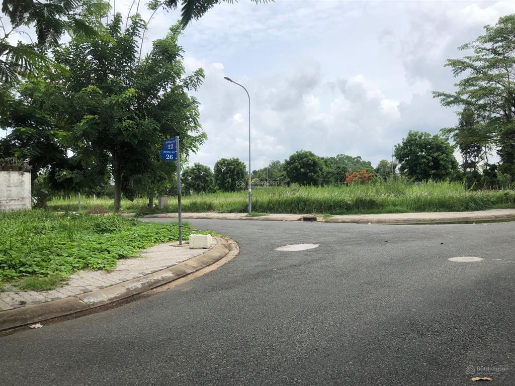 Bán nền biệt thự view rạch dự án vạn phát hưng phú xuân 10x24m giá 52tr/m2.  0911 630 ***