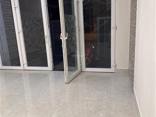 Bán căn nhà phố 1 trệt 3 lầu kdc đại phúc green villas giá 11 tỷ, dt 5x22m view trường học
