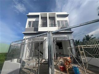 Bán nhà dsh 4 căn xã nhơn đức nhà bè