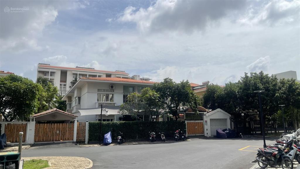 Shophouse garden plaza tôn dật tiên, dtsd 447m2 giá chỉ 58 tỷ, sẳn hđ thuê giá cao, 1 căn duy nhất