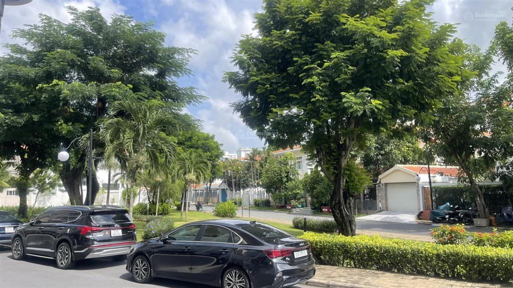 Shophouse garden plaza tôn dật tiên, dtsd 447m2 giá chỉ 58 tỷ, sẳn hđ thuê giá cao, 1 căn duy nhất