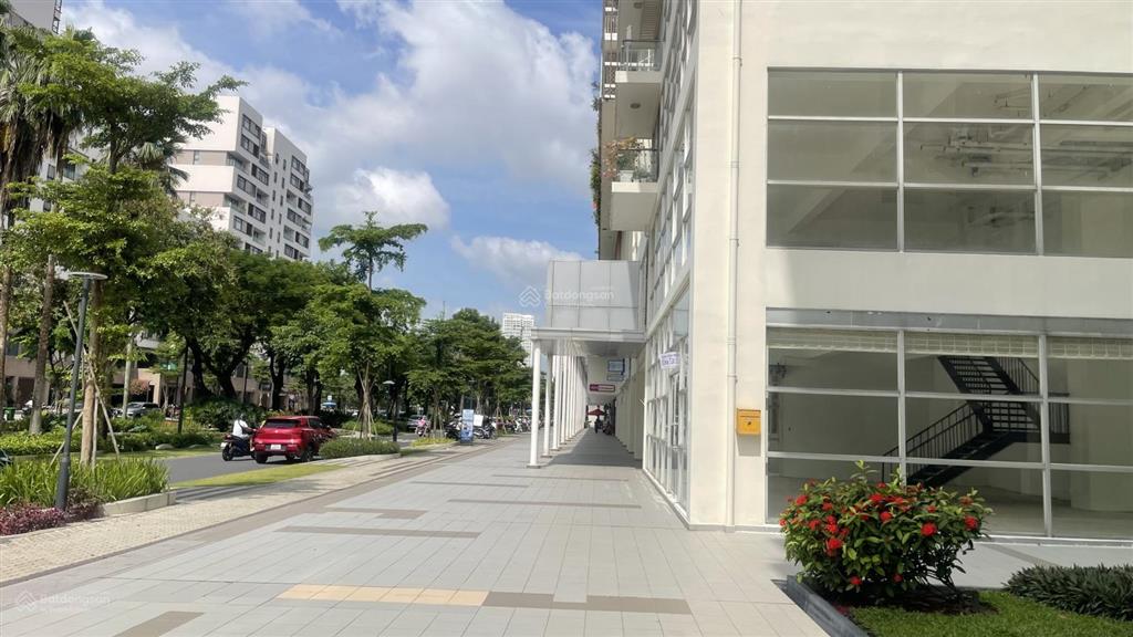 Shophouse garden plaza tôn dật tiên, dtsd 447m2 giá chỉ 58 tỷ, sẳn hđ thuê giá cao, 1 căn duy nhất