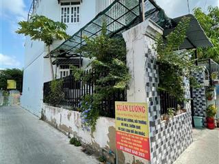 Bán nhà mặt phố nguyễn văn tạo, 4,5 tỷ, 93m2, view đẹp góc 2 mặt tiền đường.