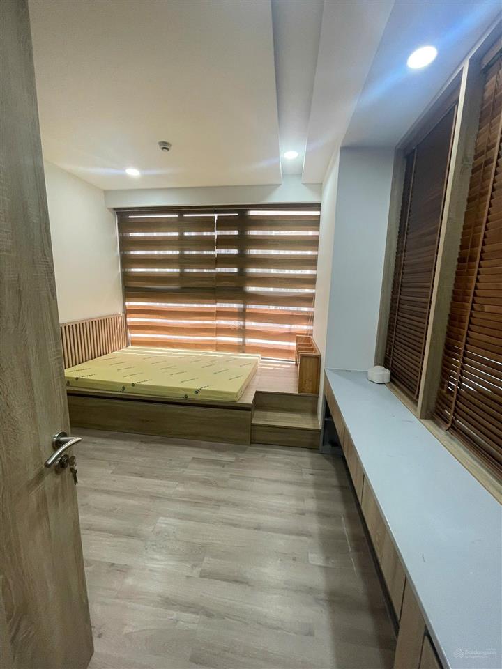 Bán căn hộ the signature  m7 midtown 81m2 2pn tầng cao view đông nam giá bán 9.950 tỷ tl chính chủ