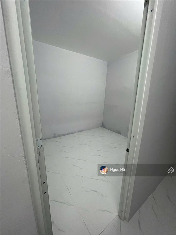 Bán căn c4 mặt tiền đường 49 hiệp bình chánh tđ 80m2 chỉ 7.1 tỷ đang cho thuê 8tr/ tháng