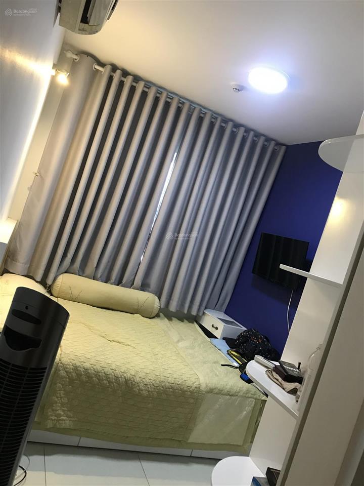 Căn hộ 8x plus 2pn 2wc, tầng đẹp, có nội thất . sổ hồng riêng, hỗ trợ vay