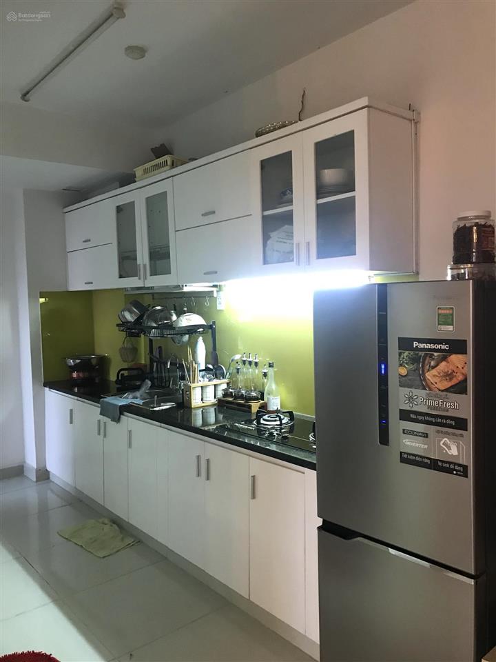 Căn hộ 8x plus 2pn 2wc, tầng đẹp, có nội thất . sổ hồng riêng, hỗ trợ vay