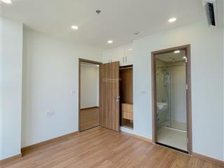 Chính chủ cần bán gấp căn hộ eco green quận 7, loại 2pn  xem nhà 0932 879 ***