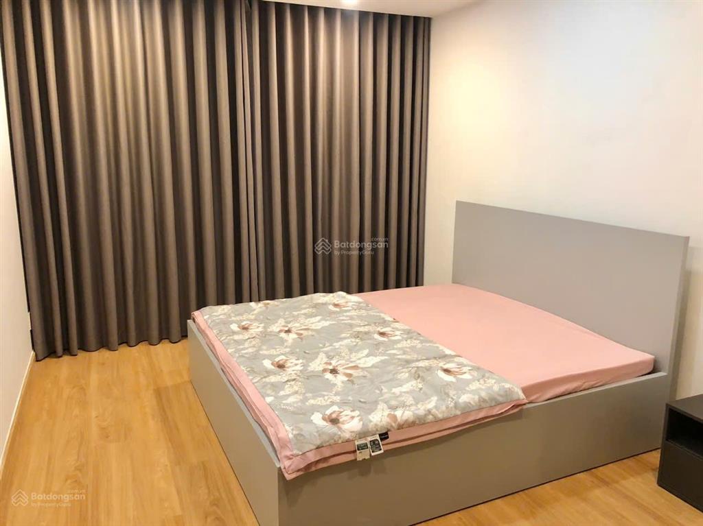 Bán hưng phát silver star, căn góc 106m, 3 phòng ngủ, 2wc, 2 ban công, sổ hồng cầm tay, hỗ trợ bank