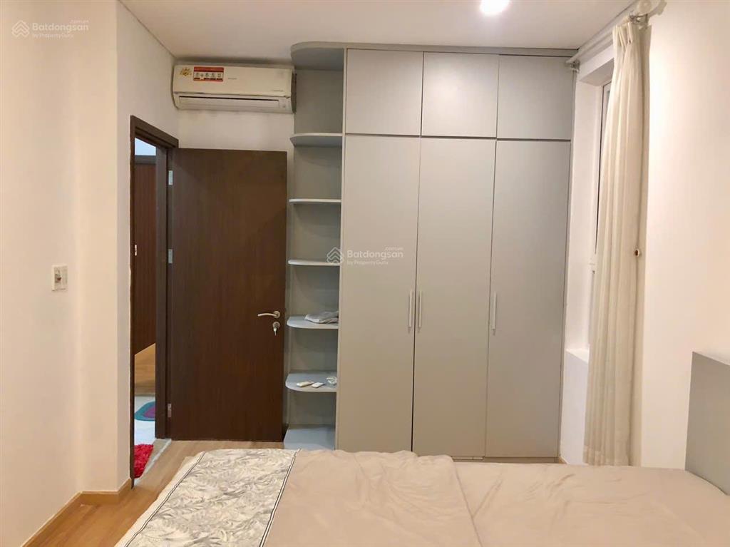 Bán hưng phát silver star, căn góc 106m, 3 phòng ngủ, 2wc, 2 ban công, sổ hồng cầm tay, hỗ trợ bank