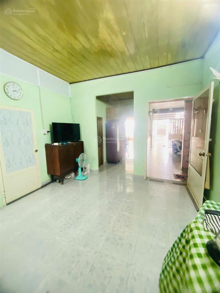 Bán biệt thự giáp sông lớn 11x22m, 214m2 thổ cư giá 32tr/m2 hiện trạng có nhà cấp 4 đã hoàn công