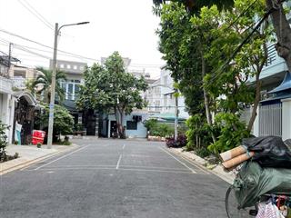 Bán nhà mt hẻm trải nhựa 12m. dt 4,1x26m ~ 106,7m2 giá 8,2 tỷ tl sổ hồng hoàn công đầy đủ