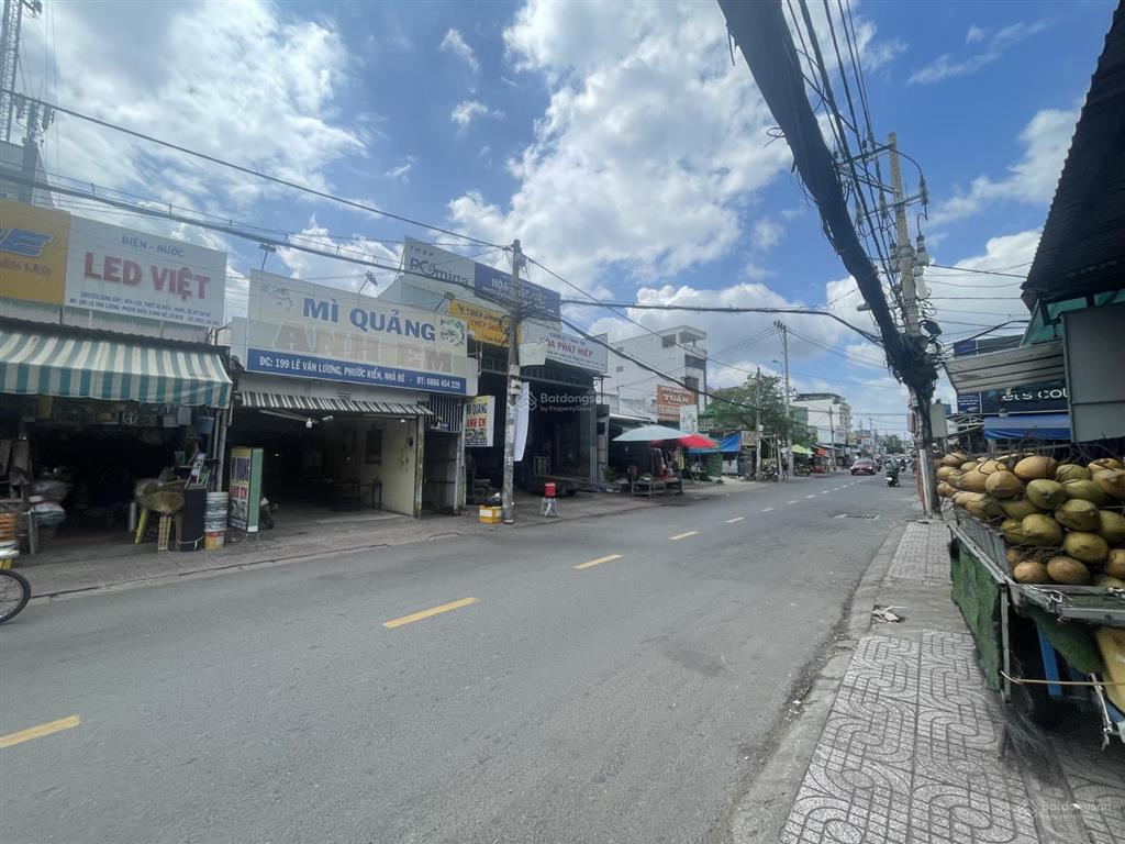 Bán nhà mặt phố lê văn lương, 135 triệu/m2, 174m2, view đẹp, nhà bè, hcm