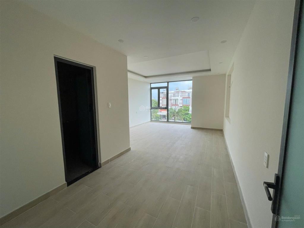 Cần tìm người có ý thức chung, sạch sẻ, không ồn ào