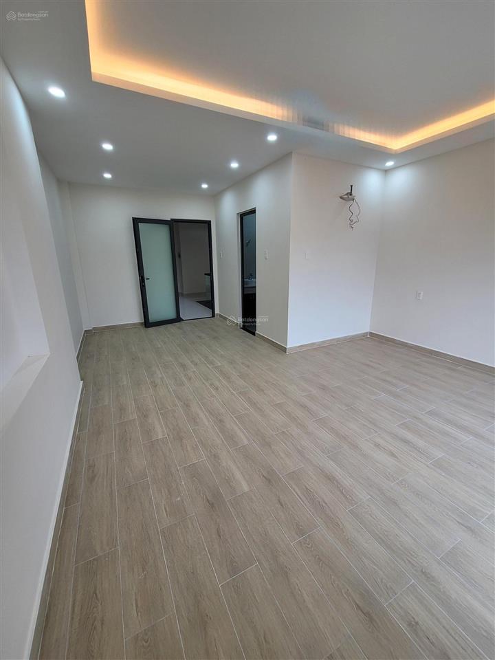 Cần tìm người có ý thức chung, sạch sẻ, không ồn ào