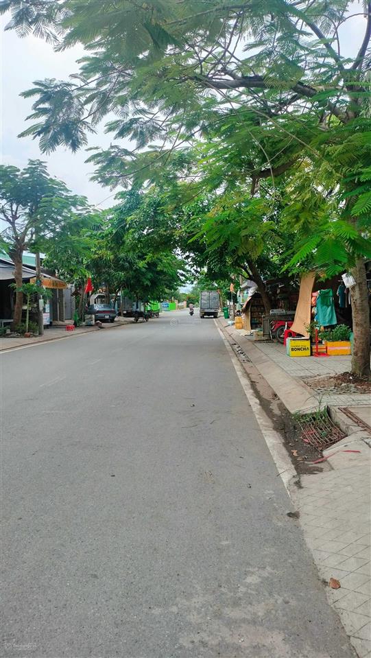 Bán đất thổ cư đã có sổ, xã long thới, huyện nhà bè, 7.2x11.25m, giá 3,2 tỷ