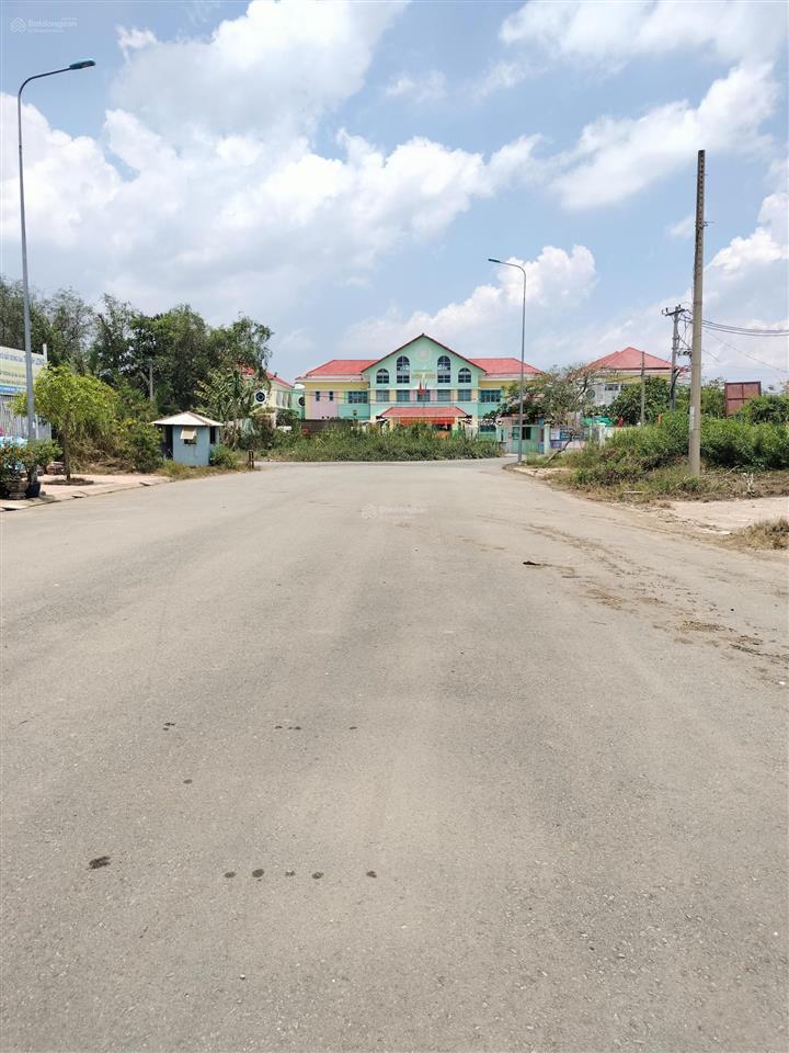 Bán đất thổ cư, đã có sổ, khu vực nhơn đức nhà bè, 5x22m, giá 6 tỷ050, đường rộng 24m