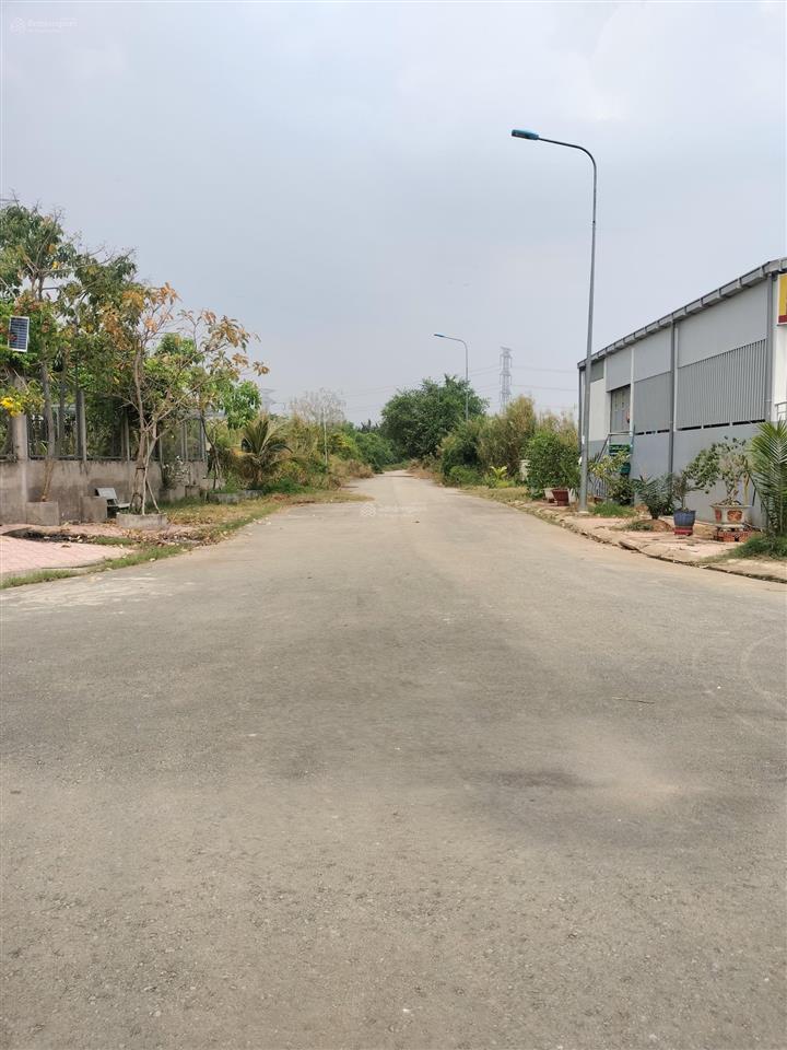 Bán đất khu 28ha thổ cư đã có sổ 5x24m, đường 14m, khu vực nhơn đức, nhà bè, giá 31tr/m2