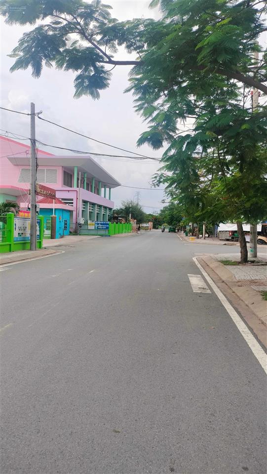 Bán đất thổ cư đã có sổ, lô góc, 9x22m, giá 55tr/m2