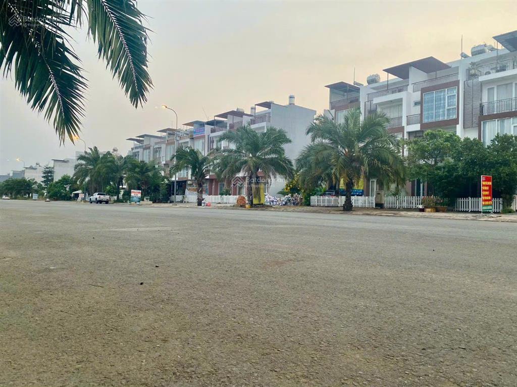 Giảm sock, view sông 10x20m, 5x25m giá từ 28tr/m2 bán gấp 0986 833 *** thảo nguyễn