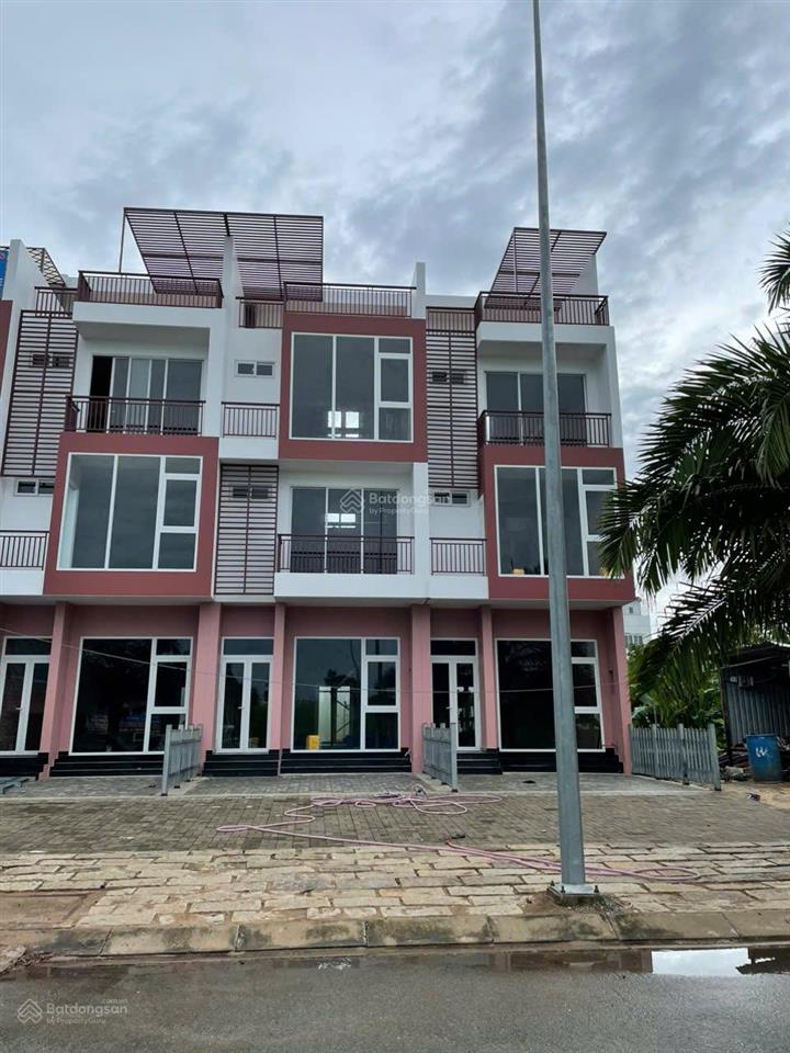 Giảm sock, view sông 10x20m, 5x25m giá từ 28tr/m2 bán gấp 0986 833 *** thảo nguyễn