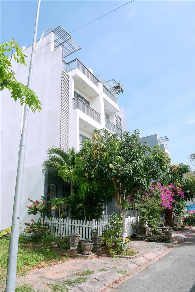 Chuyên giỏ hàng chuyển nhượng, 5x15m, 5x25m, 10x20m giá từ 26tr/m2  0986 833 *** thảo nguyễn