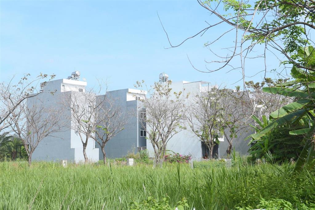 Bán nhanh đất nền 5x23m đường 12m, view trường học, giá 30tr/m2  0986 833 *** thảo nguyễn