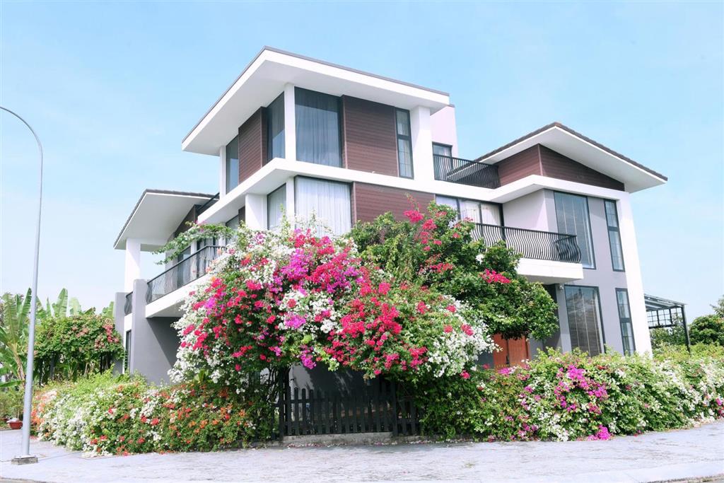 Bán nhanh đất nền 5x23m đường 12m, view trường học, giá 30tr/m2  0986 833 *** thảo nguyễn