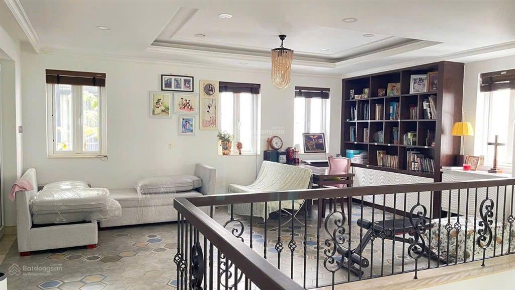 Bán biệt thự đơn lập 39 tỷ  sam