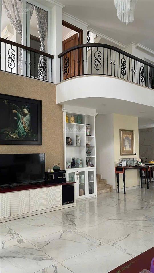 Bán biệt thự đơn lập 39 tỷ  sam