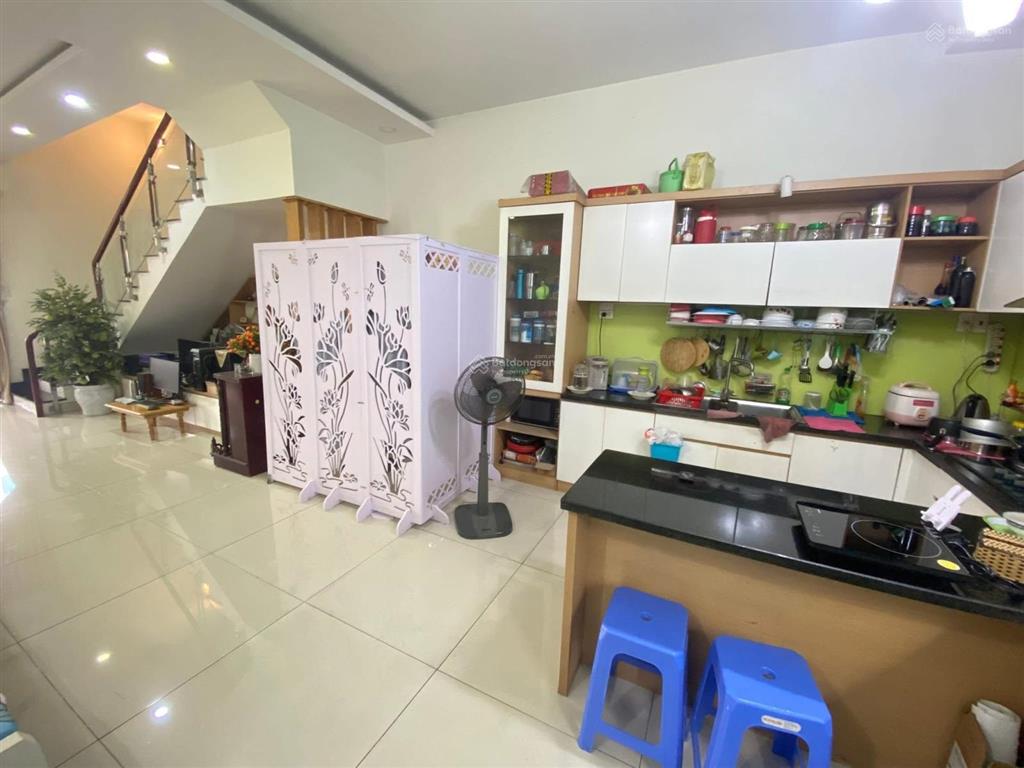 Cho thuê nhà mega ruby khang điền 15 tr/th,  sam