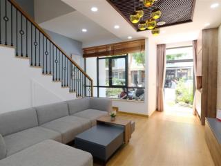 Cho thuê river park 13.5 tr/th  sam