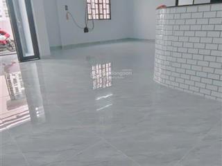 Nhà giá 1,8 tỷ, dt 12*10m, đường lê văn lương nối dài, qua cầu rạch tôm 900m