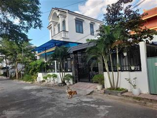 Nhà giá 6,6 tỷ, dt ngang 18m x dài 11m, đường nguyễn bình, nhà bè
