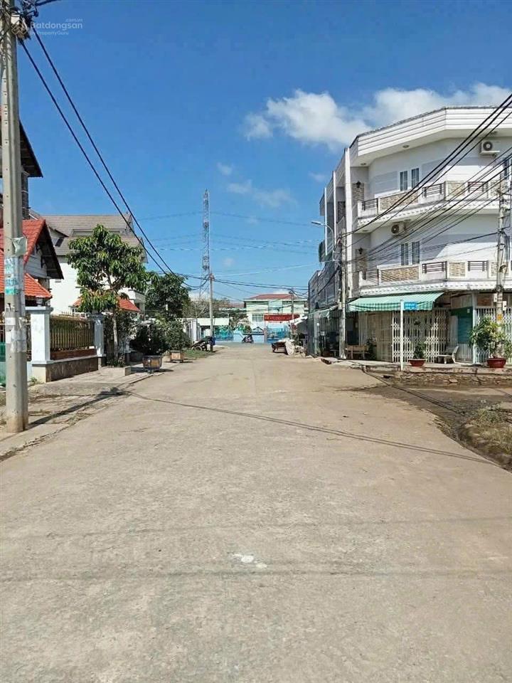 Hailongreal nhà bán đường lê văn lương, giá 8,8 tỷ, dt 7.5x26.5m, 1 lầu, đối diện trường lê lợi