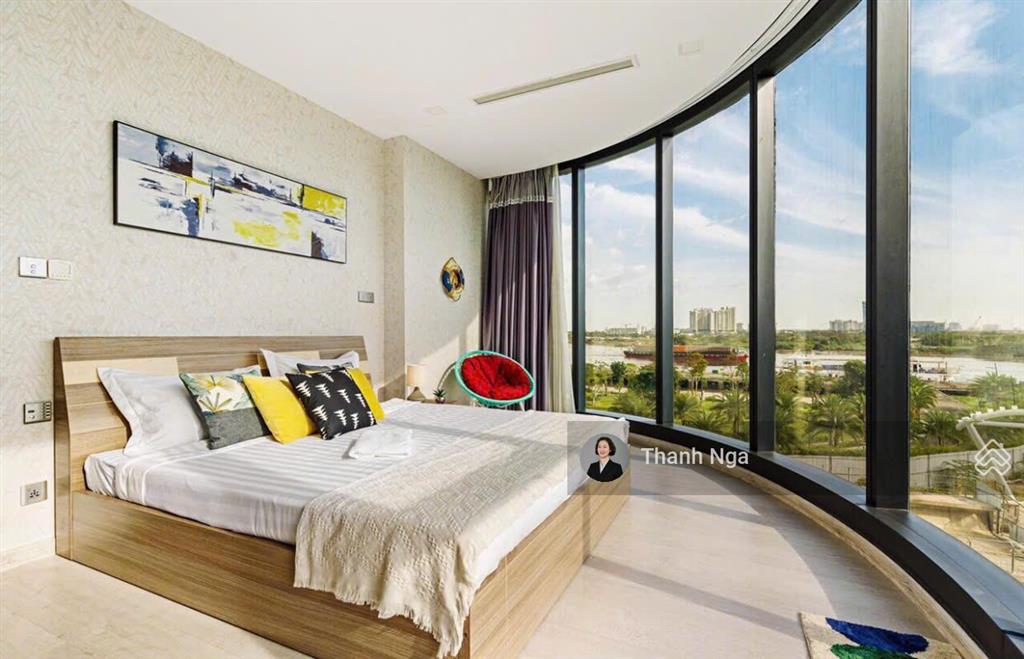 Bán siêu phẩm vinhomes bason 3pn vòng cung hiếm sẵn sh, 2 ban công, view sông tuyệt đẹp