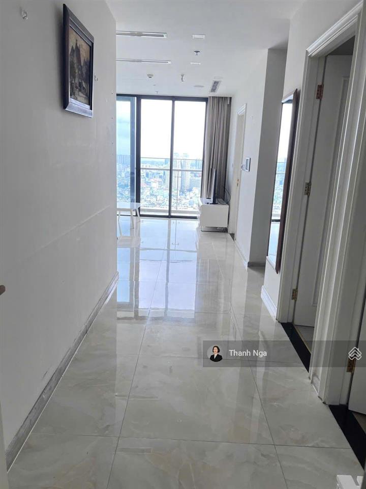 Bán nhanh căn vinhomes bason 2pn giá cực tốt, sẵn hđt, view trực diện landmark 81 tuyệt đẹp
