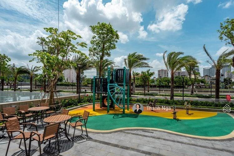 Bán nhanh căn vinhomes bason 2pn giá cực tốt, sẵn hđt, view trực diện landmark 81 tuyệt đẹp
