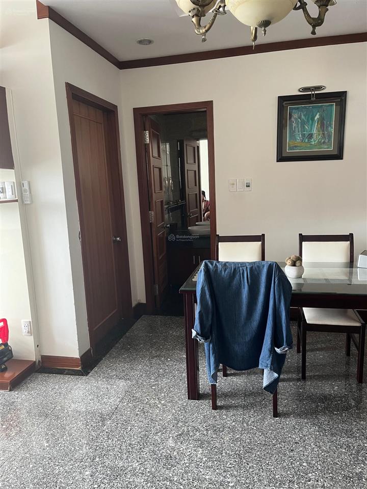 Cho thuê căn hộ 02pn, co nội thất tại phú hoàng anh  giá rẻ.  0902 706 ***