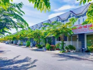 Ngộp bank bán gấp nhà 1 trệt 1 lầu mặt tiền 10m