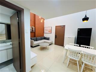 Bán nhanh căn duplex 2pn 2wc giá 3.6 tỷ, nội thất cao cấp, nhà mới leng keng vào ở ngay.