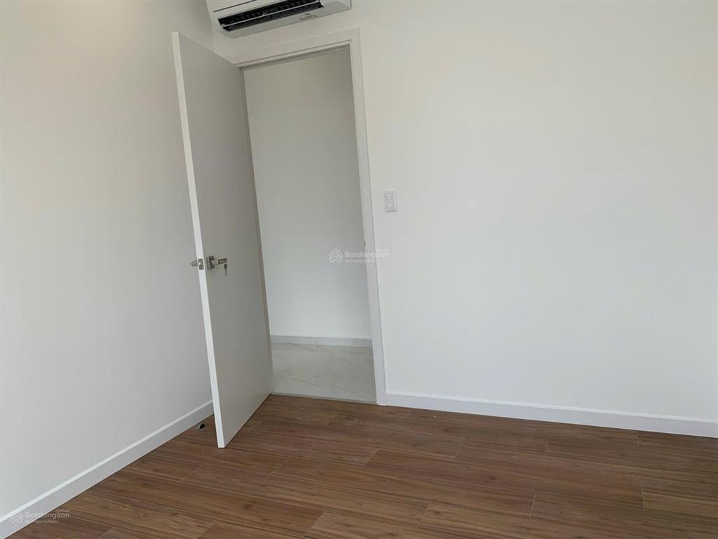 Bán nhanh căn 3pn 97m2 giá 7.2 tỷ bao mọi chi phí sang tên, sẵn sổ công chứng liền. hỗ trợ vay bank