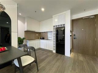 Siêu hiếm, siêu hot bán căn 1pn 6.1 tỷ all in, sẵn hđt, nội thất mới và đẹp. sẵn sổ công chứng lien