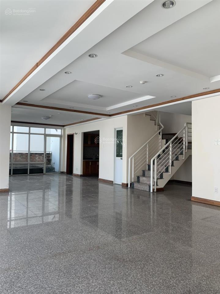 Bán căn hộ penthouse 545m2, 11,3 tỷ ở hoàng anh gold house, nhà bè