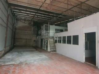 Cho thuê kho 240m2, có vp làm việc, trần cao 7m2 ô tô tải đỗ cửa, đường đỗ xuân hợp, giá 16tr