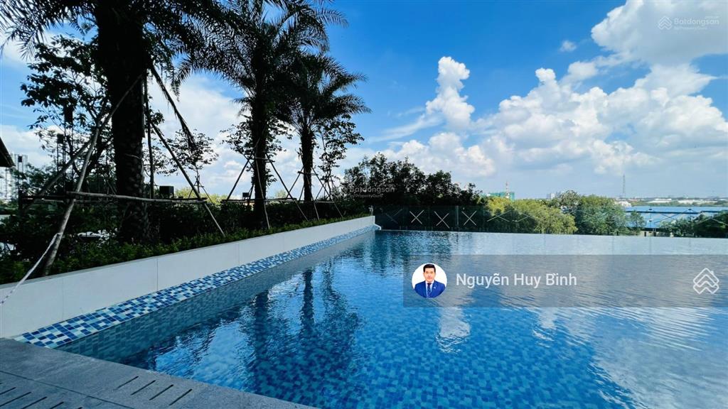 Chính chủ gửi bán gấp căn góc opal skyline 2pn mặt tiền nguyễn văn tiết, giá 2.28 tỷ, 68.37m2