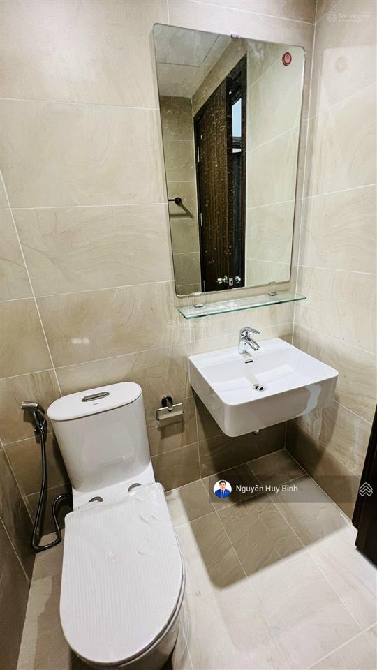 Chính chủ gửi bán gấp căn góc opal skyline 2pn mặt tiền nguyễn văn tiết, giá 2.28 tỷ, 68.37m2
